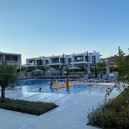 Olea Luxury Apartments Νικήτη Εξωτερικό φωτογραφία